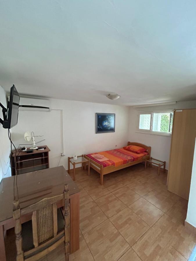 Apartments Jankovic Подгориця Екстер'єр фото
