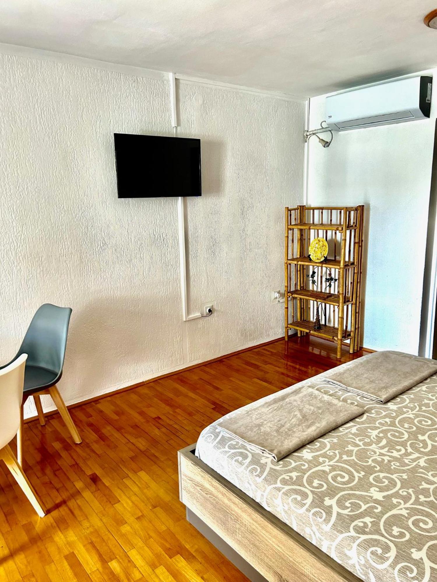 Apartments Jankovic Подгориця Екстер'єр фото