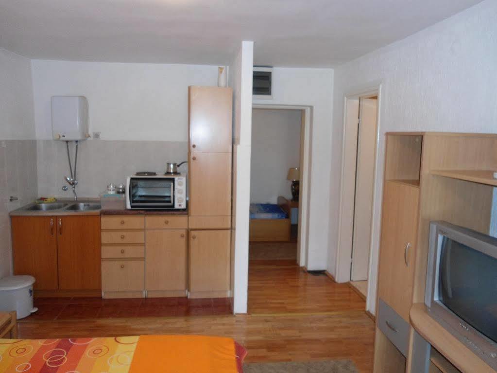 Apartments Jankovic Подгориця Екстер'єр фото